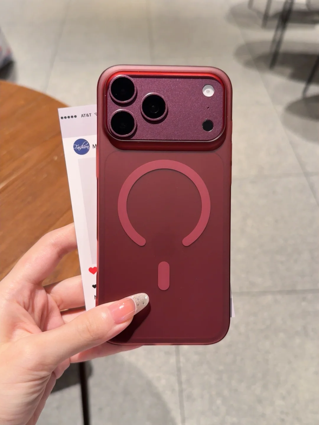 iPhone18promax酒红色搭配同色系壳好耐看