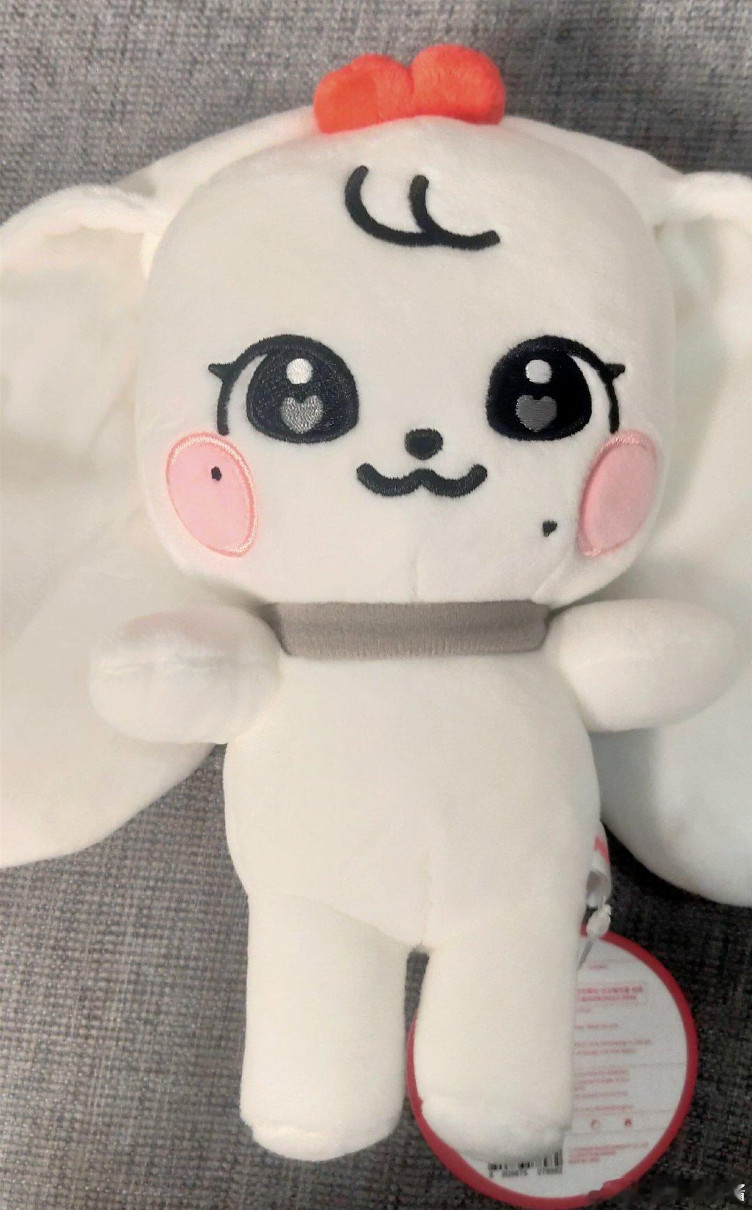 #张元英[超话]# 
问问大家是好兔嘛[污]孩子到家后比想象中软多了！ ​