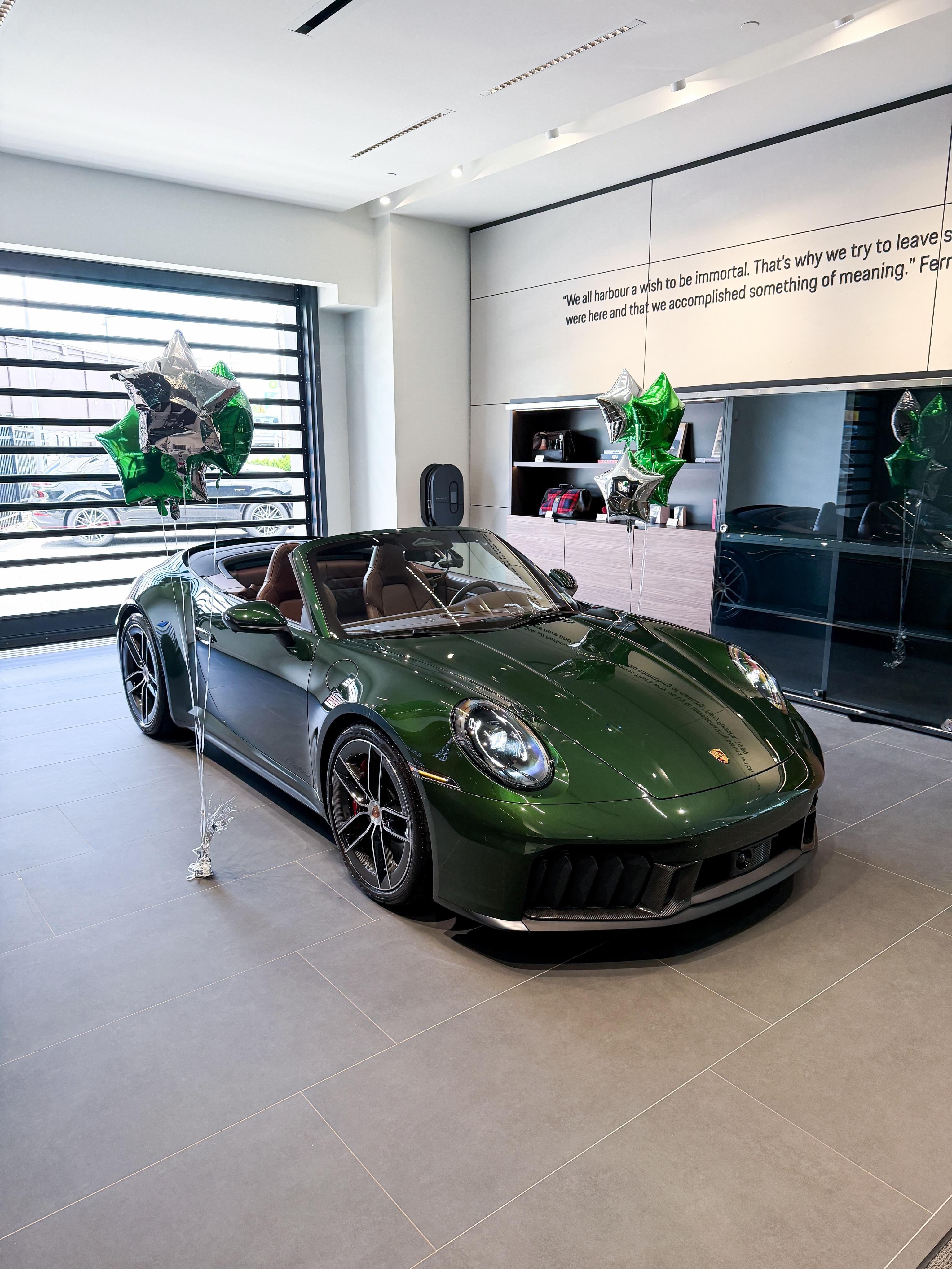 保时捷911 Carrera GTS Cabriolet   车身选用...