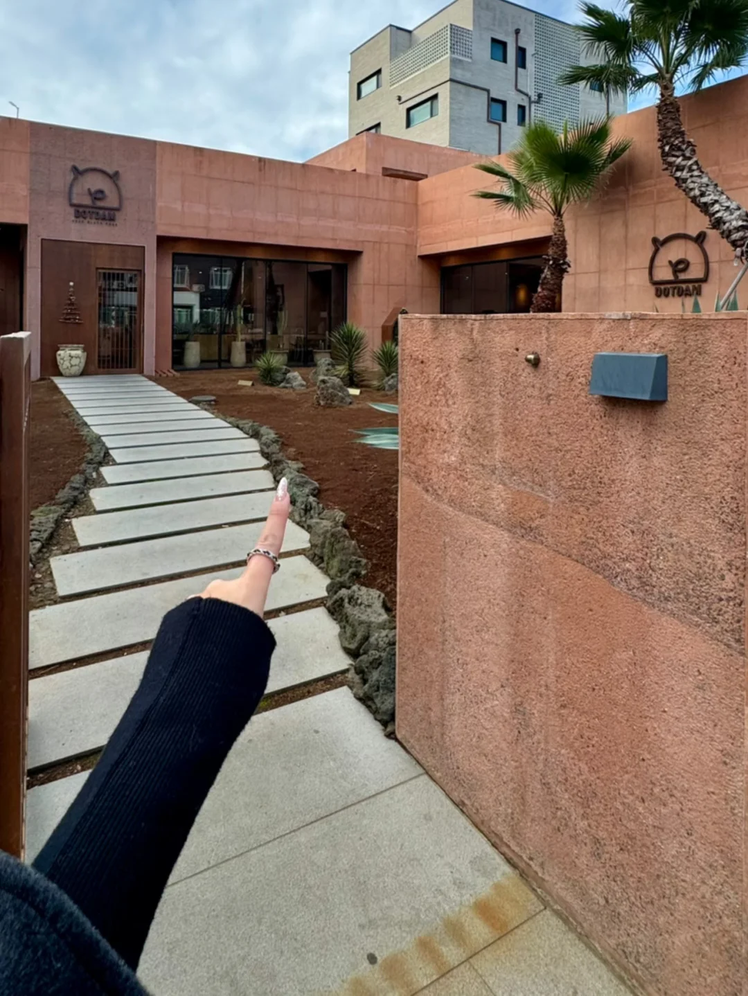 济州岛有些门真不能随便乱进。。。。。。。。