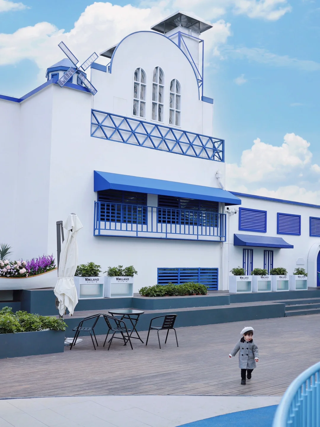 武汉免费遛娃新地标🔥首个地中海风屋顶花园