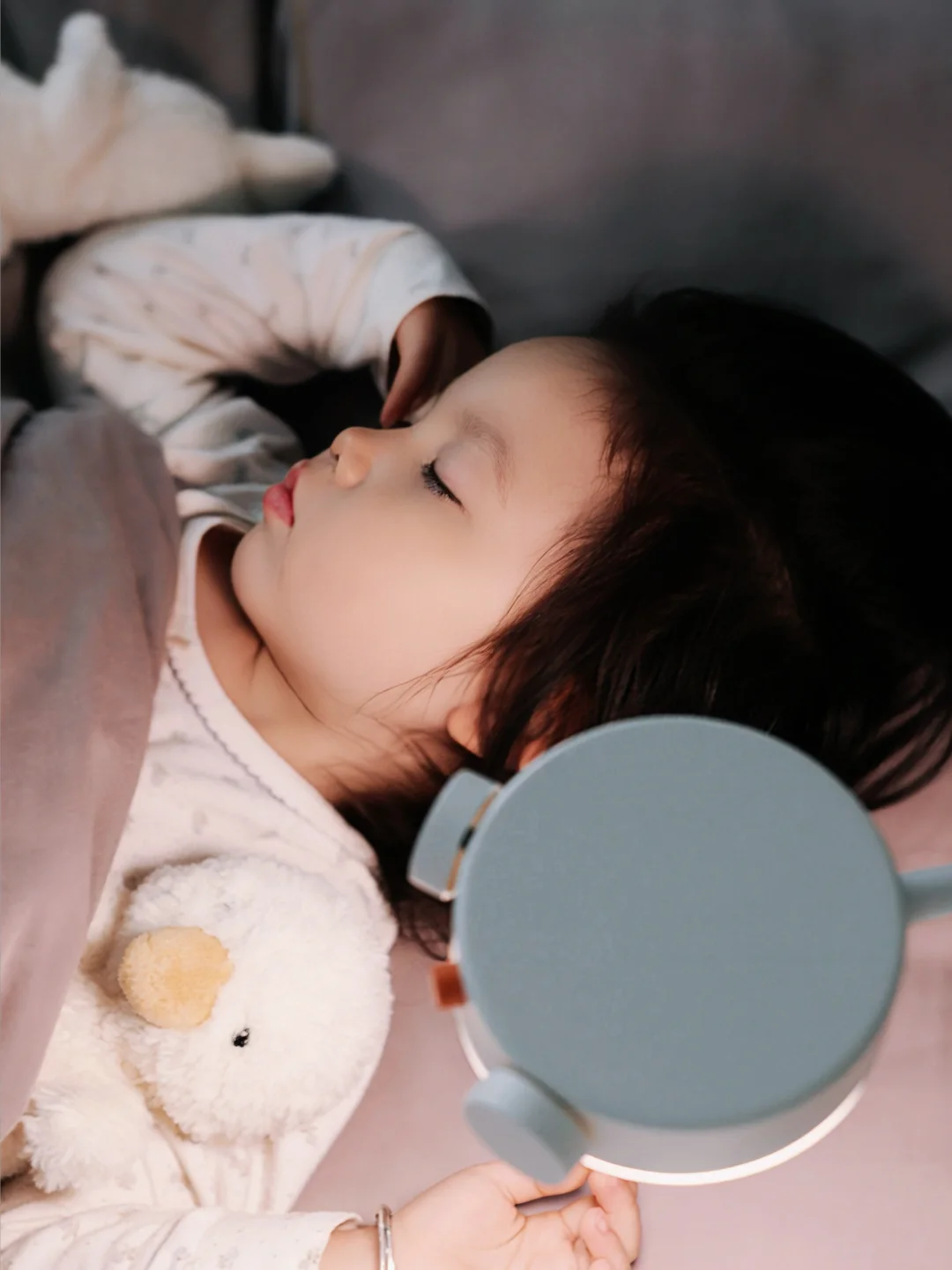 世界太颠 没声音的闹钟你敢信？