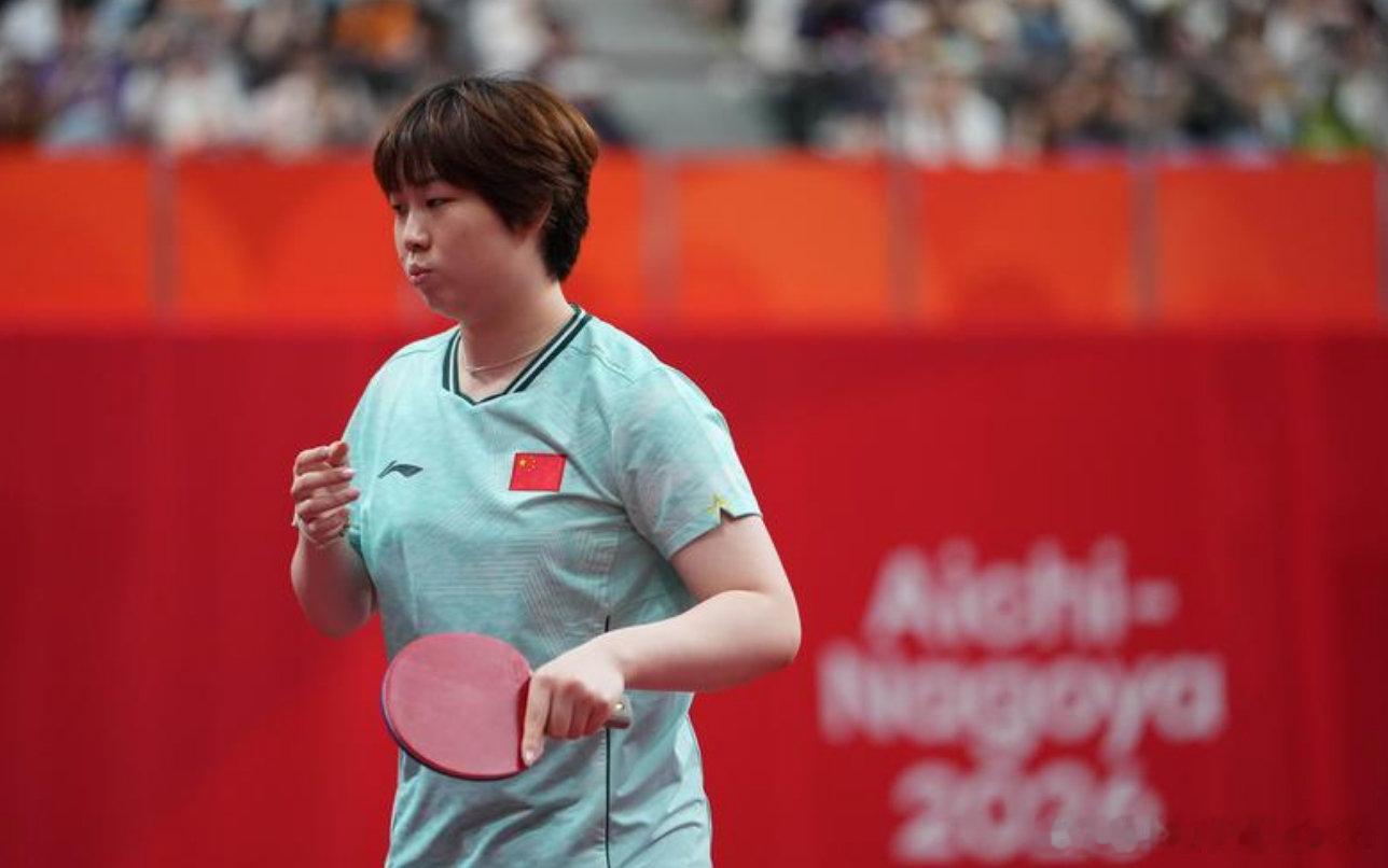 #亚运会# 
孙颖莎、王曼昱、蒯曼三场3-0，妥妥滴，决赛💪
（我继续去看隔壁🏸男团了，也基本问题不大了） ​
