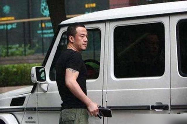 杨坤赢了官司，网红赔了流量，谁的底线在崩塌。