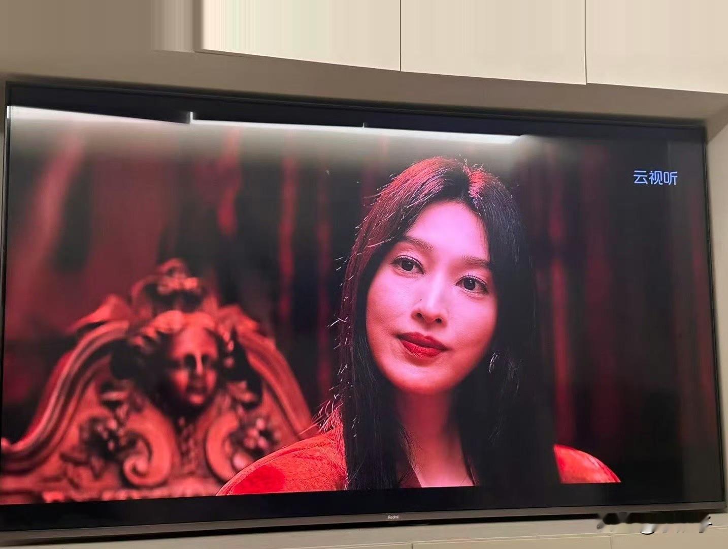 张俪是你嘛  张俪给我的印象一直是温婉大美女的感觉，从温婉到飒爽这戏路...