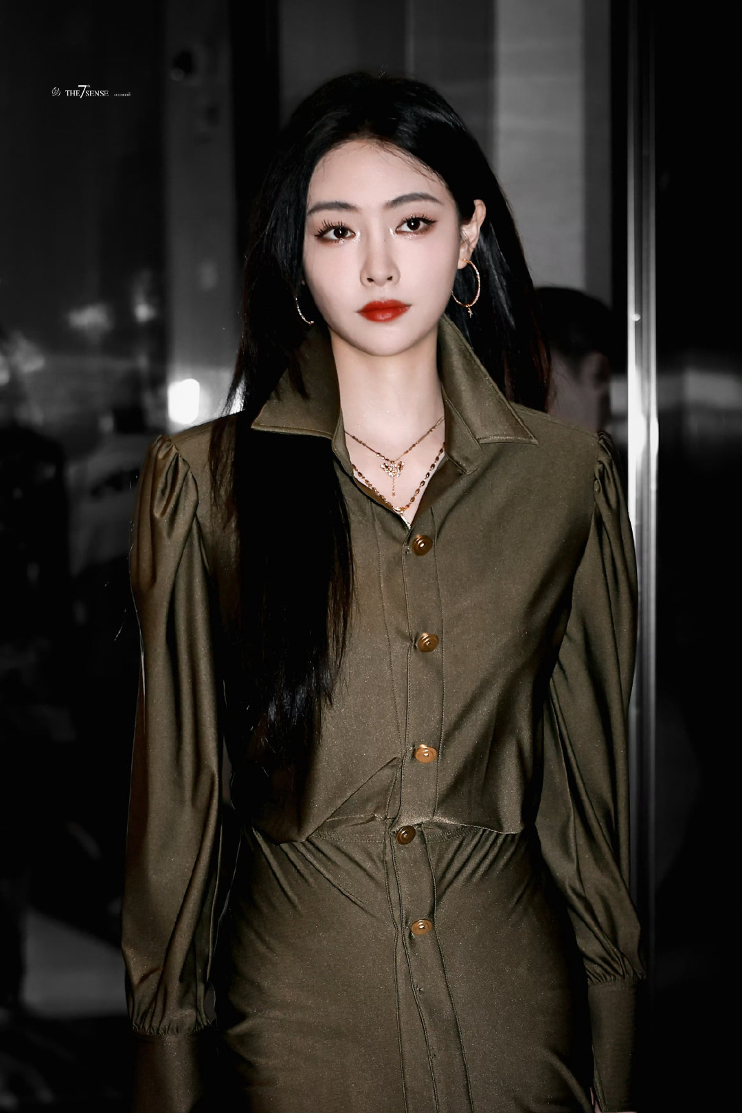 #剧集咫尺偏爱[超话]# 🦊#许佳琪咫尺偏爱# 🦊#许佳琪晏玲#

蔚蓝潮汐🌊裹挟指尖，吟唱穿越漫长冬季❄️的勇毅。听，海风🌬️正传递着挣脱桎梏、向往远方的决心⛵️～

🦊许佳琪 | 晏玲 ​