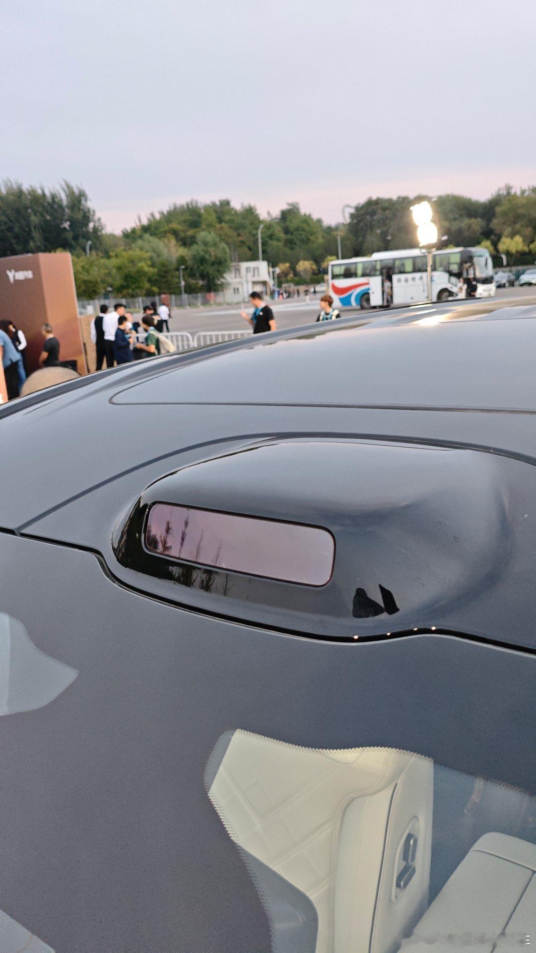 全球首款升降立标MPV——梦想家9正式上市，41.99万元至52.99万元的价格，您觉得怎么样？

#大v聊车##岚图梦想家9##买MPV就选岚图梦想家# ​​​  ​