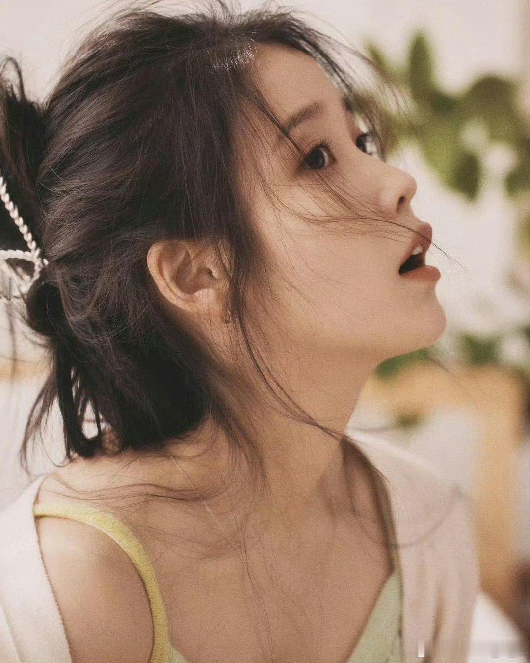 #知恩IUSunny[超话]# 

Love me only till this spring.
라일락 (LILAC) ​