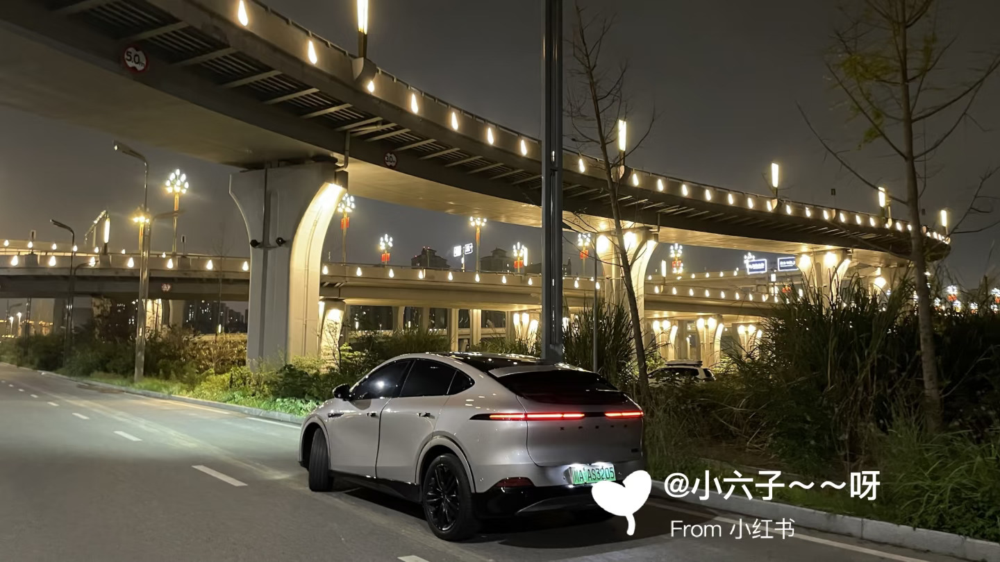 小鹏G6丨秋日大片