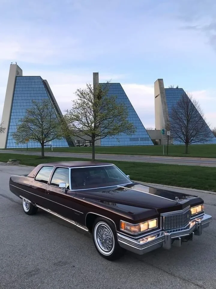 Cadillac Fleetwood Brougham