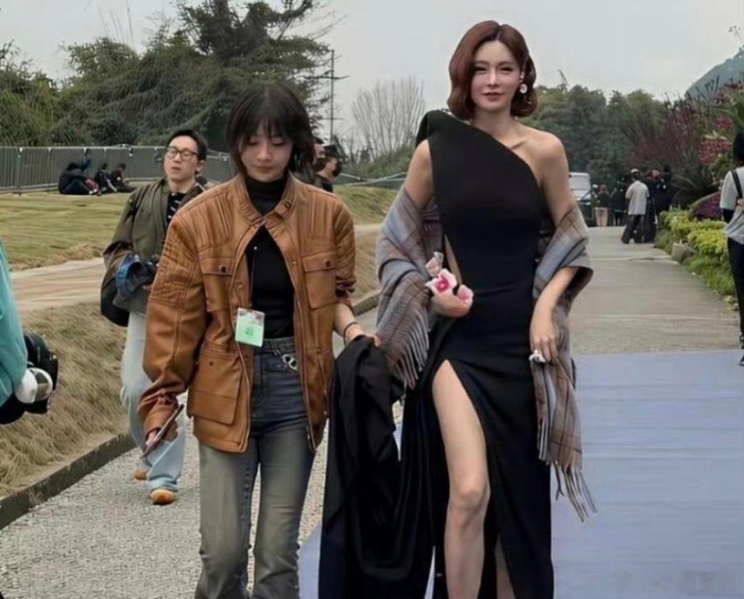 好像理解杜海涛了，沈梦辰确实漂亮嘞。 ​
