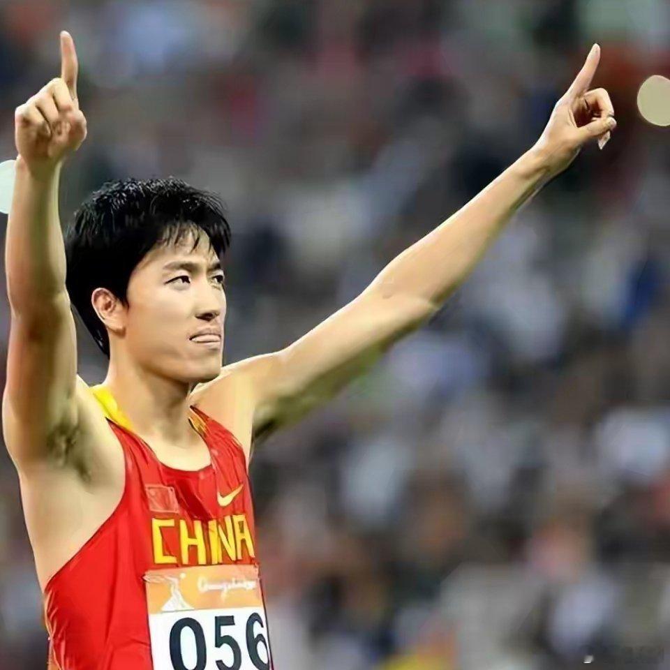 他是刘翔父亲，曾是司机，如今支持儿子丁克，只希望儿子开心健康[干杯] ​