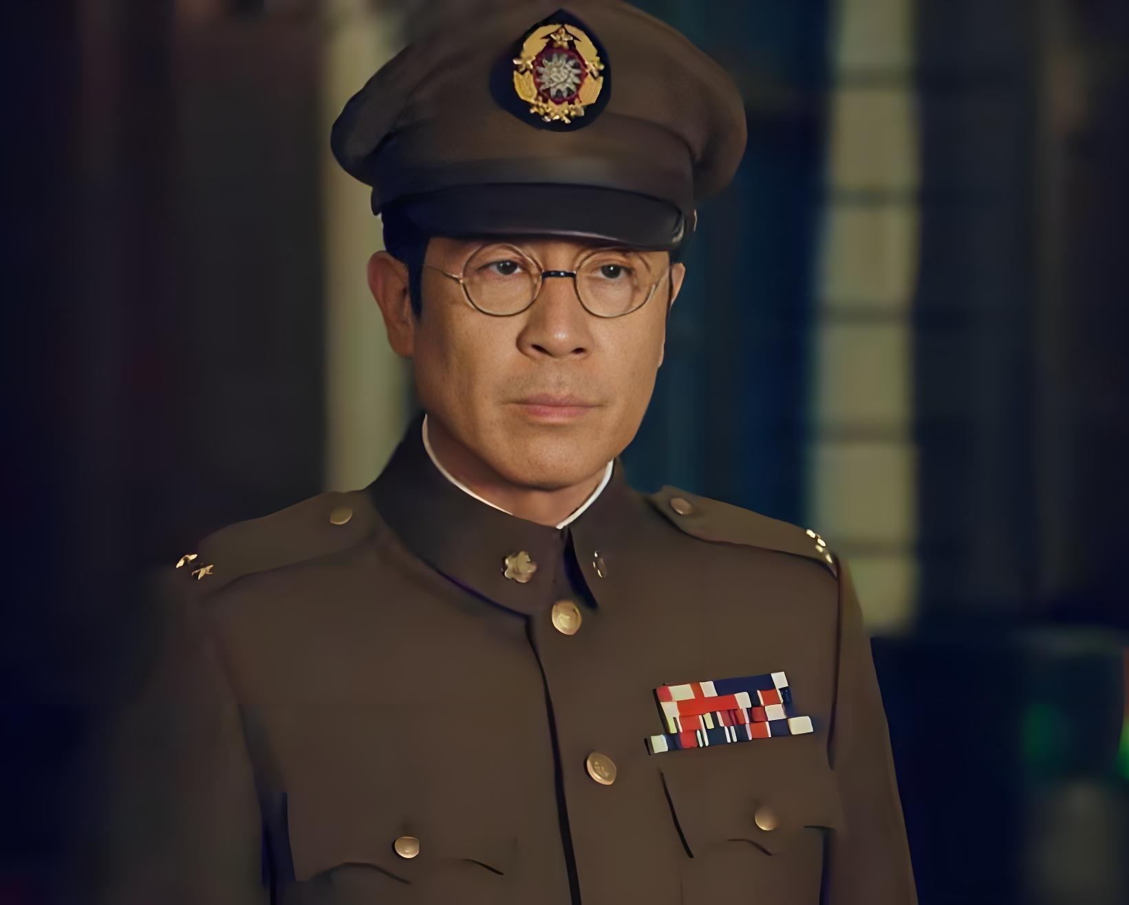 于和伟战胜胡歌拿下双料视帝，到底谁更强？
        这一届颁奖礼，于和伟跟胡歌正面争夺视帝，最后于和伟拿下大奖。继白玉兰之后，又斩获金鹰，成了白玉兰、金鹰双料视帝。很多网友就争论，他俩到底谁才是真正的视帝？
        客观来讲，两个人实力都没得说，只是表演路子不一样。
        于