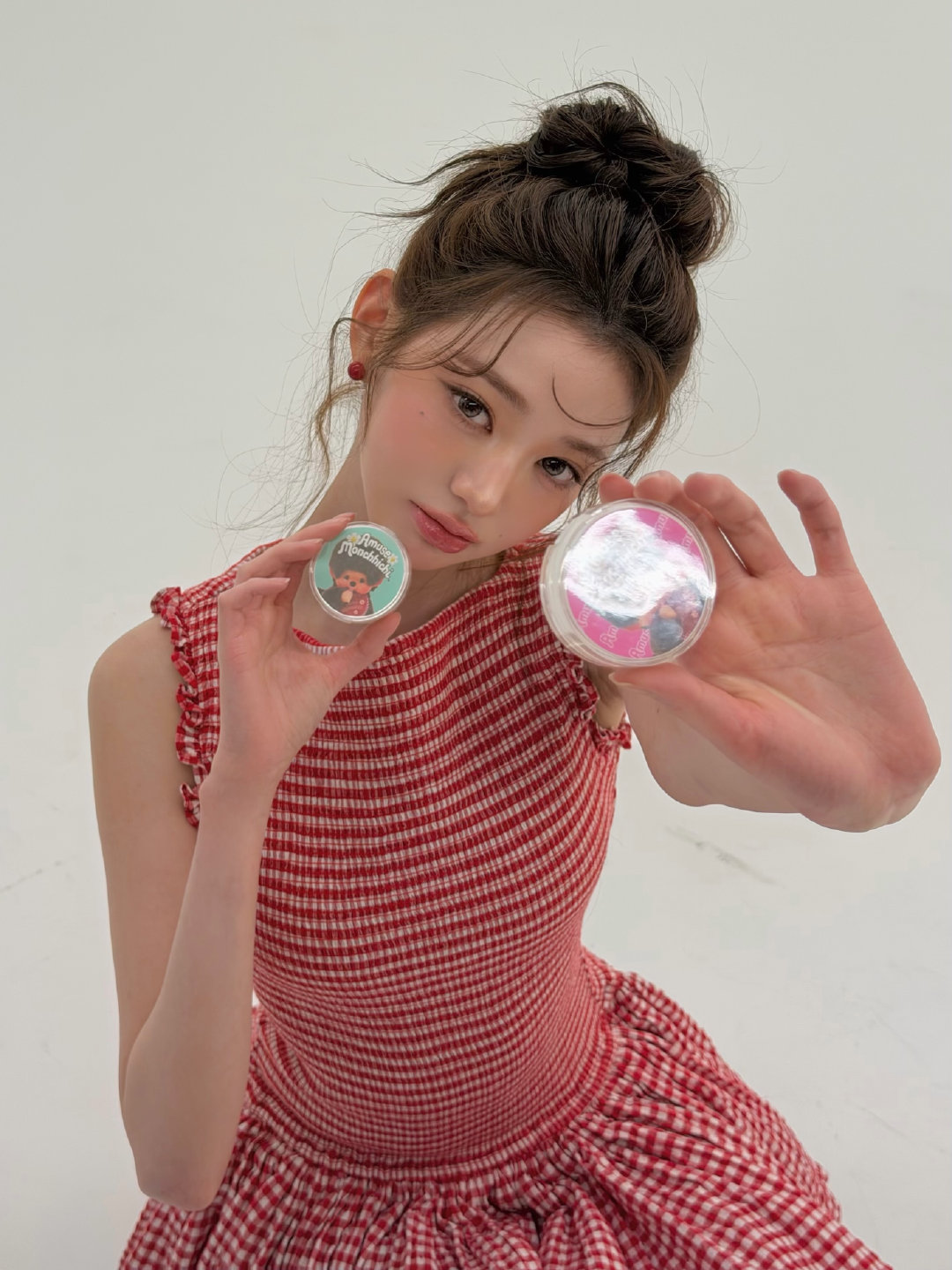 #张元英[超话]##张元英# 
小草莓蛋糕 ​