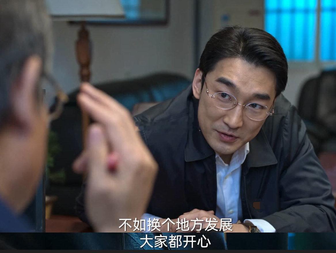#曝手机平板产品线将停更#    想起我扔在车里的平板[赞][赞]
二手平台上收的，百多元的某米平板4，电池充满能看4个小时左右，带块20000毫安的充电宝，配上移动WIFI能爽一天[笑cry][笑cry]
简直是陪孩子上兴趣班在外面等候时的利器[握手][赞][赞]

#热点观点# ，#你的手机还能用多久# ​