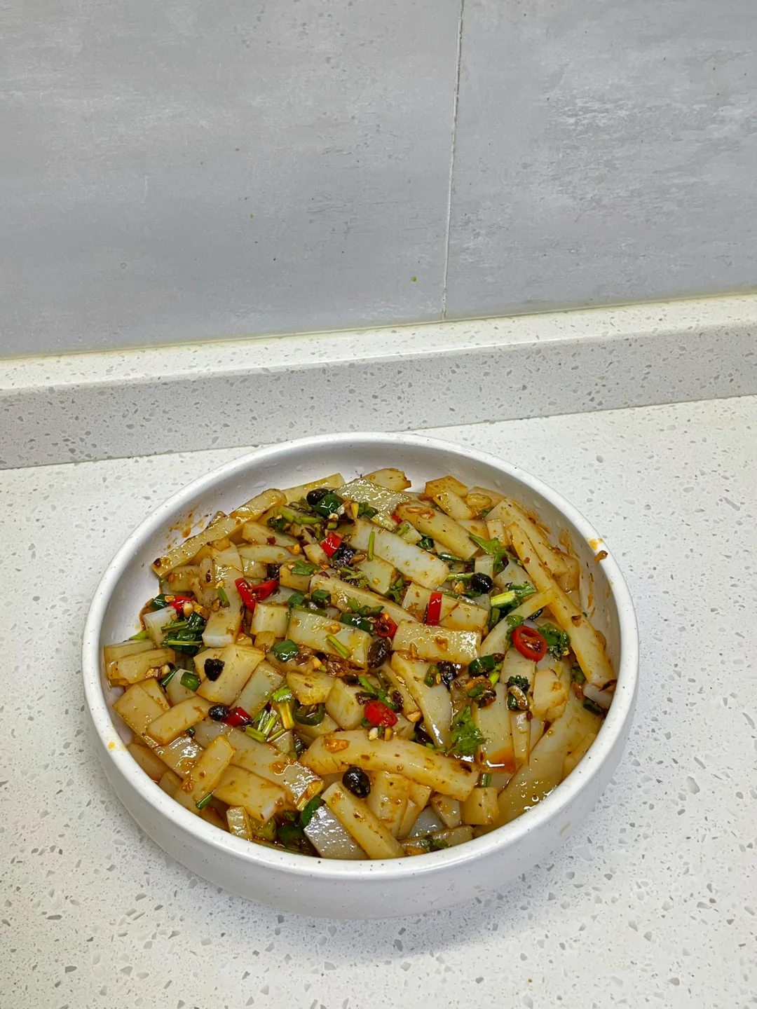 特别适合夏天的凉拌凉粉，做法简单快试试🤤