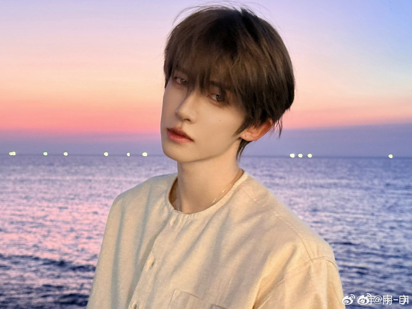 #刘宇国风美少年#💙 #刘宇全能艺人# 

"刻在心里话是抹不掉的是我爱你的证明。

刘宇​