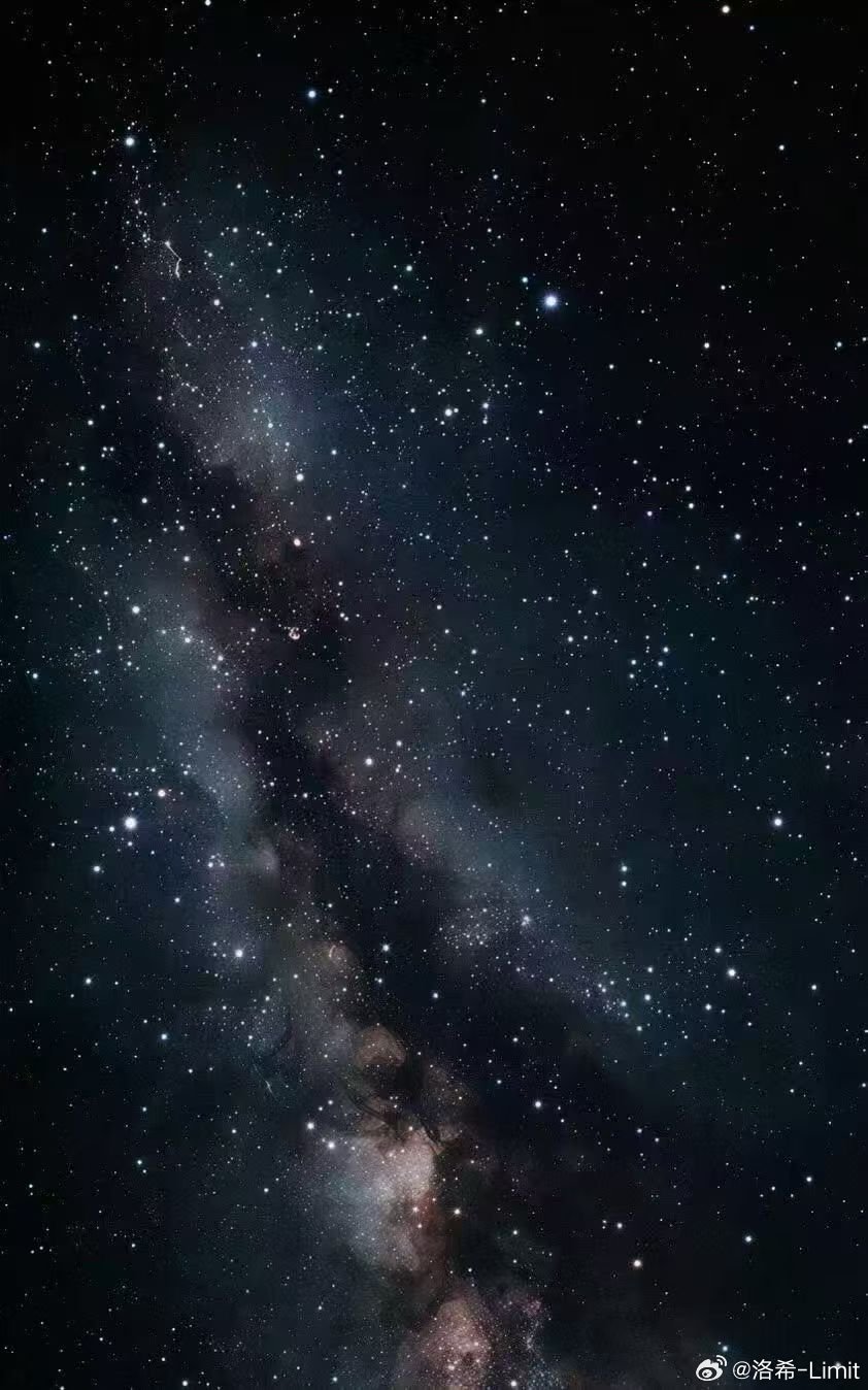 夏天再见！快乐的八月 ​