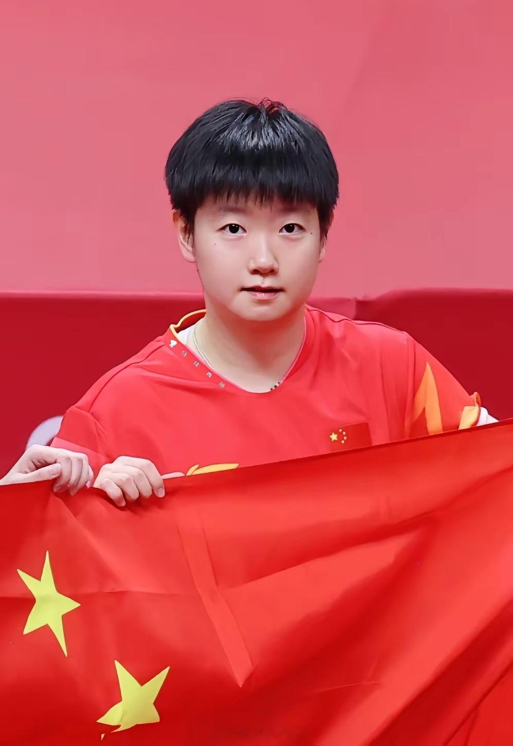 孙颖莎遇到大麻烦了！不是因为亚运会决赛2-4不敌世界第一王曼昱，而是2年后的洛杉矶奥运会金牌的归属。洛杉矶奥运会两个人大概率还会交手，到时候孙颖莎能否夺得金牌，追求乒乓生涯的最后一块拼图。这才是目前孙颖莎最需要思考的问题。众所周知，孙颖莎的能力是毋庸置疑的，但就是因为她的能力太突出， ​