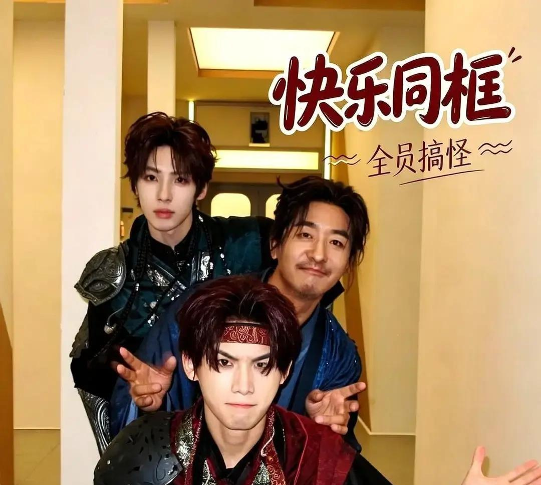 郭晓冬这波操作，表面是“老父亲被抛弃”的伤感文学，骨子里是内娱公关教科书级别的“反套路”！
事情是这样的。《披荆斩棘》四公拆组，“安琛”组合散了，郭晓冬被分到了小沈阳部落，颜安和姚琛各带一队。就在全网盯着谁跟谁站队、谁跟谁避嫌的节骨眼上，这位51岁的老演员直接停更了自己坚持多年的“每日一哥”栏目，甩