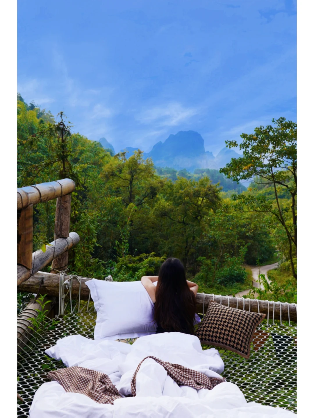 悬崖吊床⛰发票圈都以为我去了巴厘岛