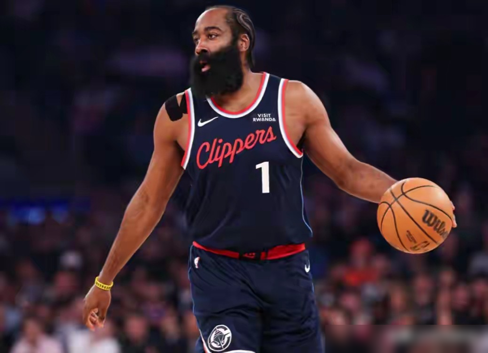 36岁，场均11.4次助攻，联盟顶级大脑。但今年，他可能连三阵都进不去...