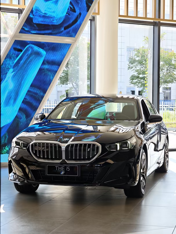 BMW i5，特价走一台！