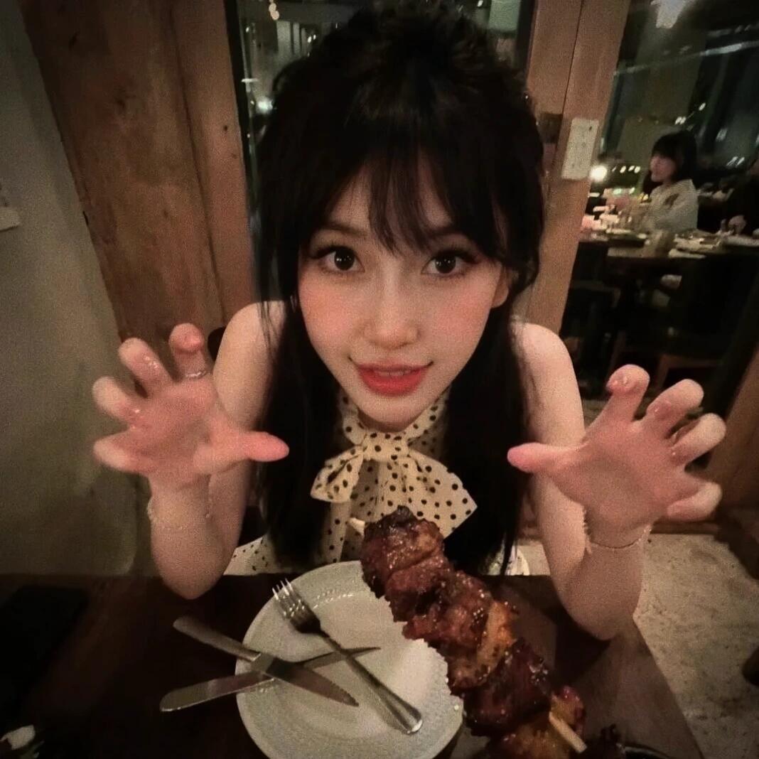 Angelababy早期头像 ๑o⩊o๑ ​