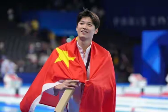 把青春交给国际赛场，真的有人一辈子在做