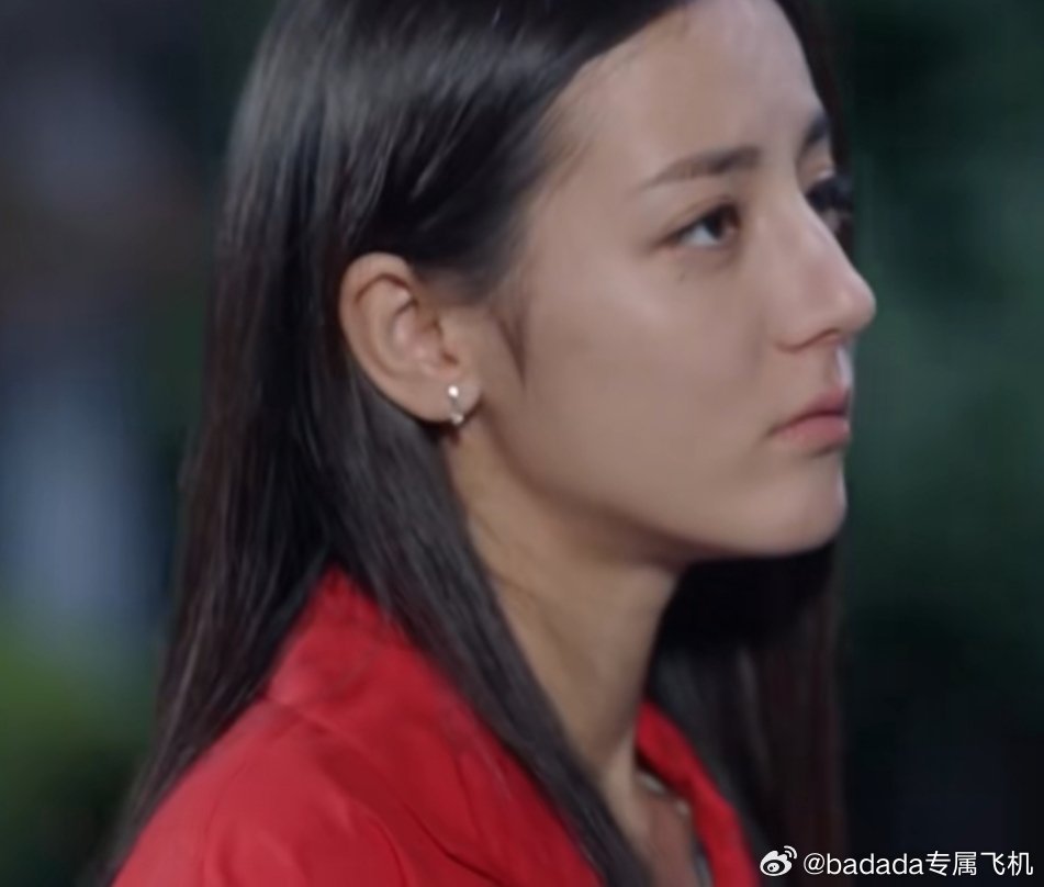 #迪丽热巴[超话]# 这个鼻梁啊啊啊啊啊啊啊啊啊啊啊啊 ​