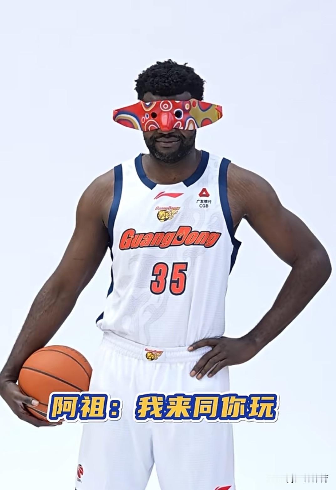 宏远速递！新赛季定妆照出炉，杜锋首谈离任原因，看好两位小将