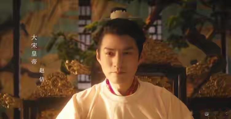 同是才华横溢的亡国之君，为何后人同情李煜，却不原谅宋徽宗？这个问题挺有意思。李煜和赵佶，一个丢了南唐，一个葬了北宋，俩人都是艺术天才，一个词写得肝肠寸断，一个画花鸟活灵活现。可翻翻史书，看看民间口碑，李煜是被当作“错生帝王家”的可怜人，宋徽宗却被骂成“诸事皆能，独不能为君”的荒唐鬼。明明都是亡国，凭
