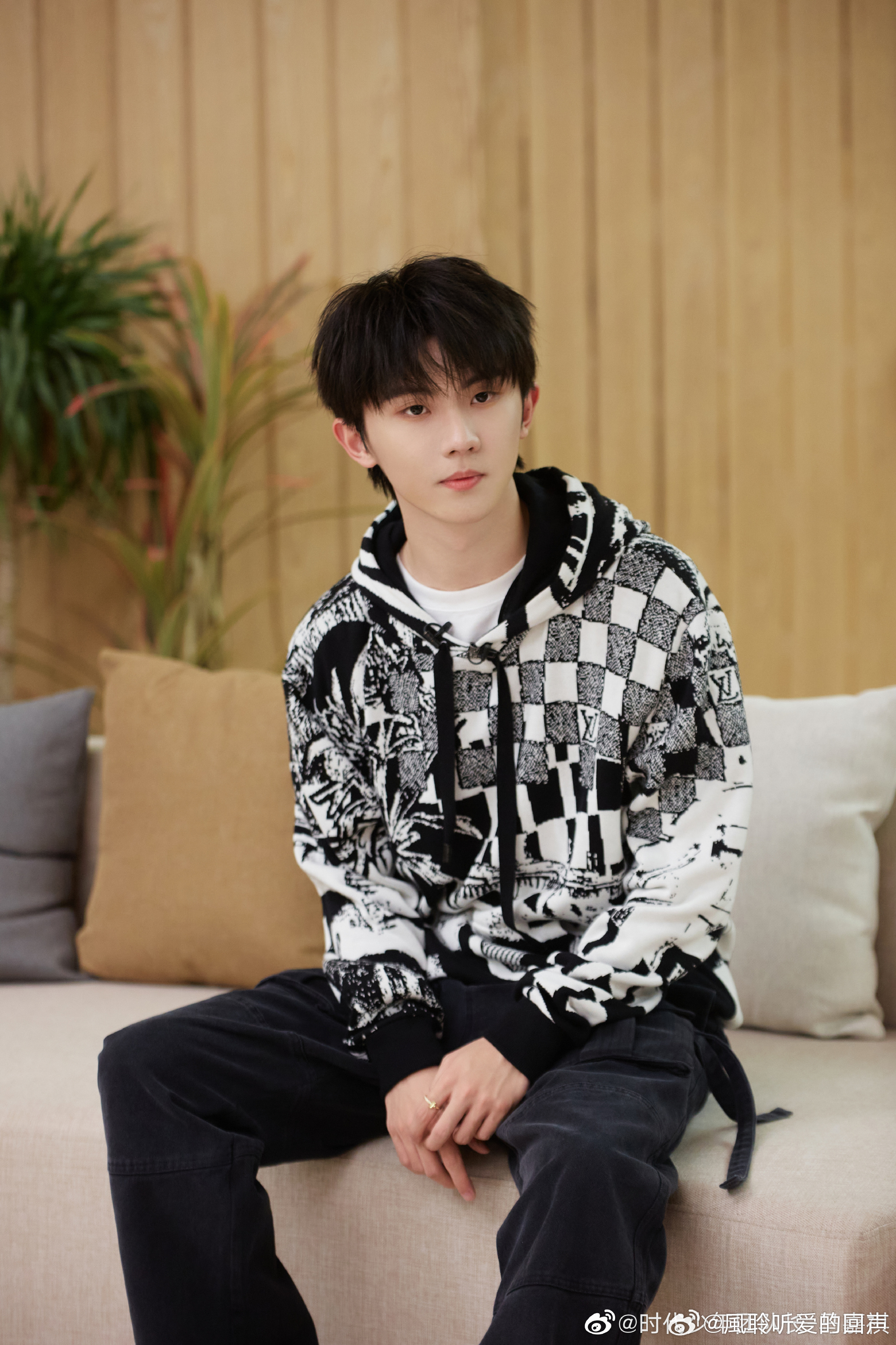 [超话] 📸嘉翎2026年7月8日总结 ✨打卡总量：12049 🍇...
