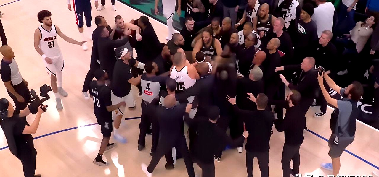 今天（2026.4.26）看了掘金客场对森林狼那场，半场还在领先，爱德...