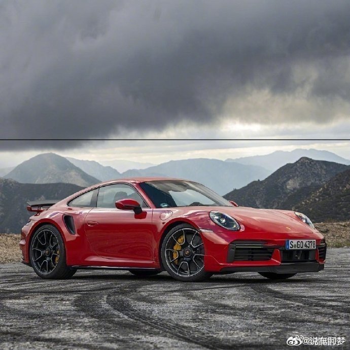 驾驭新保时捷911 Turbo S，感受无与伦比的激情与速度。每一次轰鸣，都是对完美的挑战，是对极致驾驶乐趣的不懈追求。#汽车分享##进口车##跑车##保时捷# ​​​