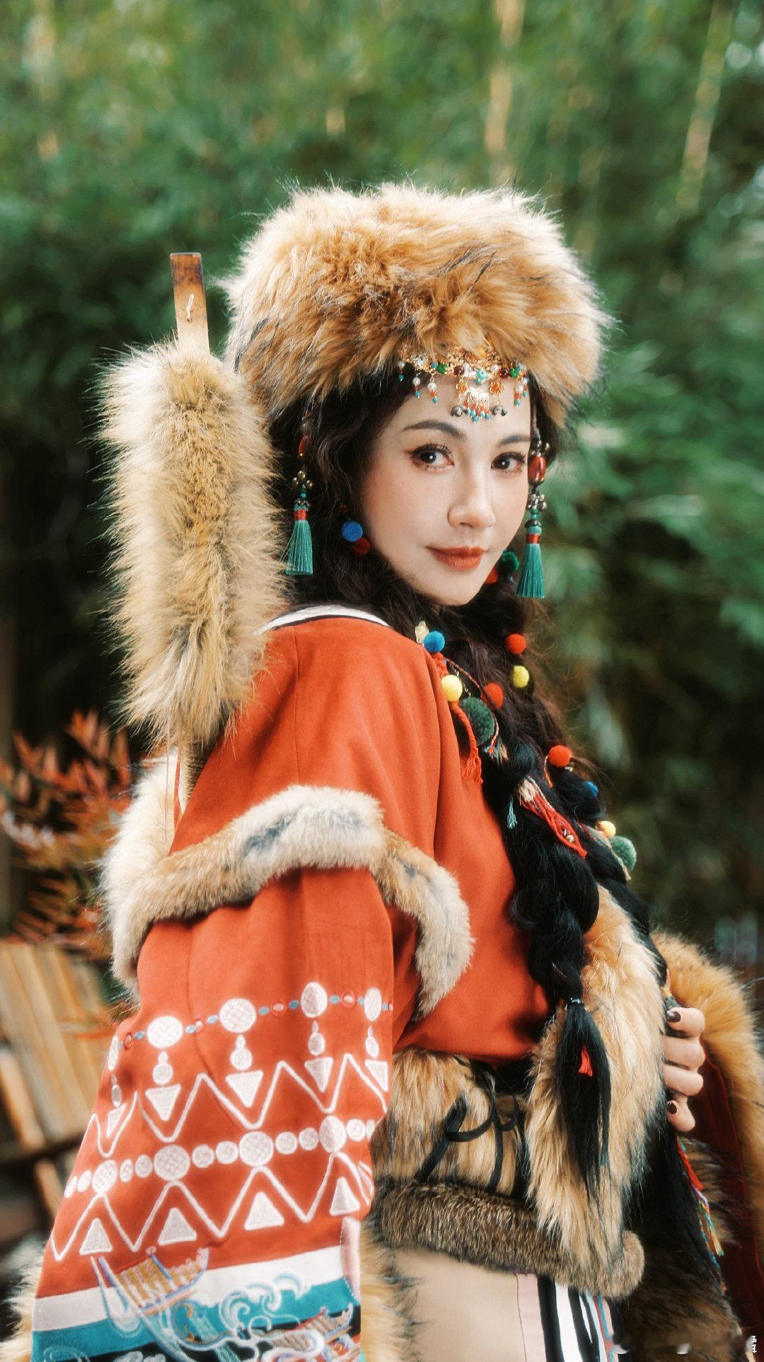 #杨雪出演##马秋元肖宇梁张俪特别出演错世录#杨雪加盟《错世录》太惊喜，再加上马秋元、肖宇梁、张俪几位实力演员特别出演，这部仙侠剧配角阵容直接拉满，狠狠期待各位的角色演绎。 ​