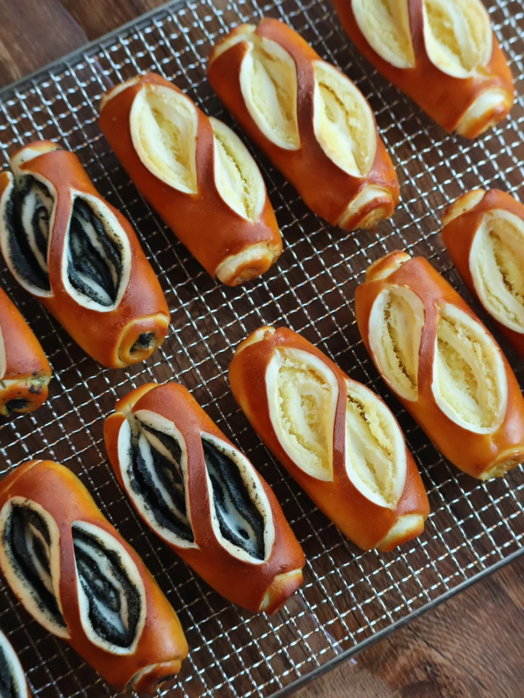 🥨自用六年的碱水面包配方｜附四款馅料做法