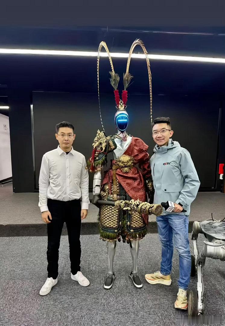 王兴兴的宇树科技跌得爹妈都快认不出了，已经从最初的1100元每股，跌到...