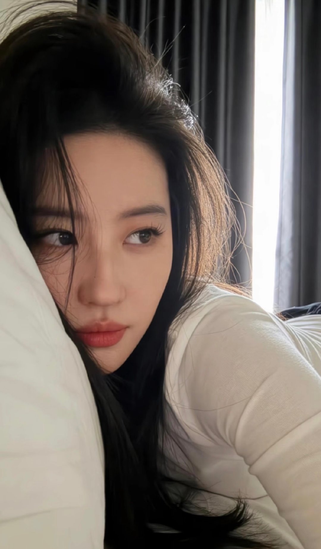 大美女生日快乐​