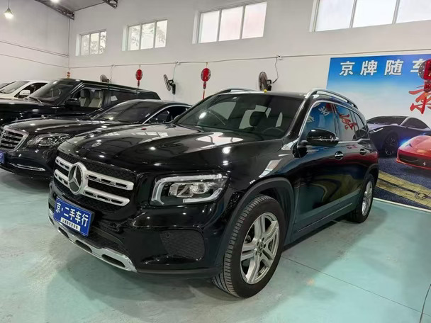 奔驰GLB220