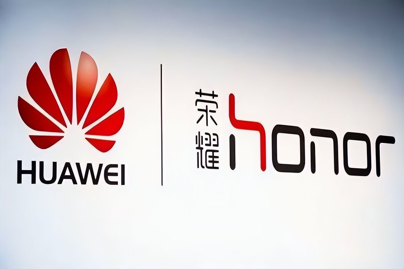 全线涨价！手机为什么越来越贵？
根源不在手机厂商

9月1日，“手机涨价”冲上热搜第一。华为Mate 80 Pro Max顶配直接跳到9999元，荣耀Power2起售价从2699元上移至3199元，小米17在短短一个月内连涨两轮，从4499元到4799元再到5099元——华为、小米、荣耀三大国产品牌
