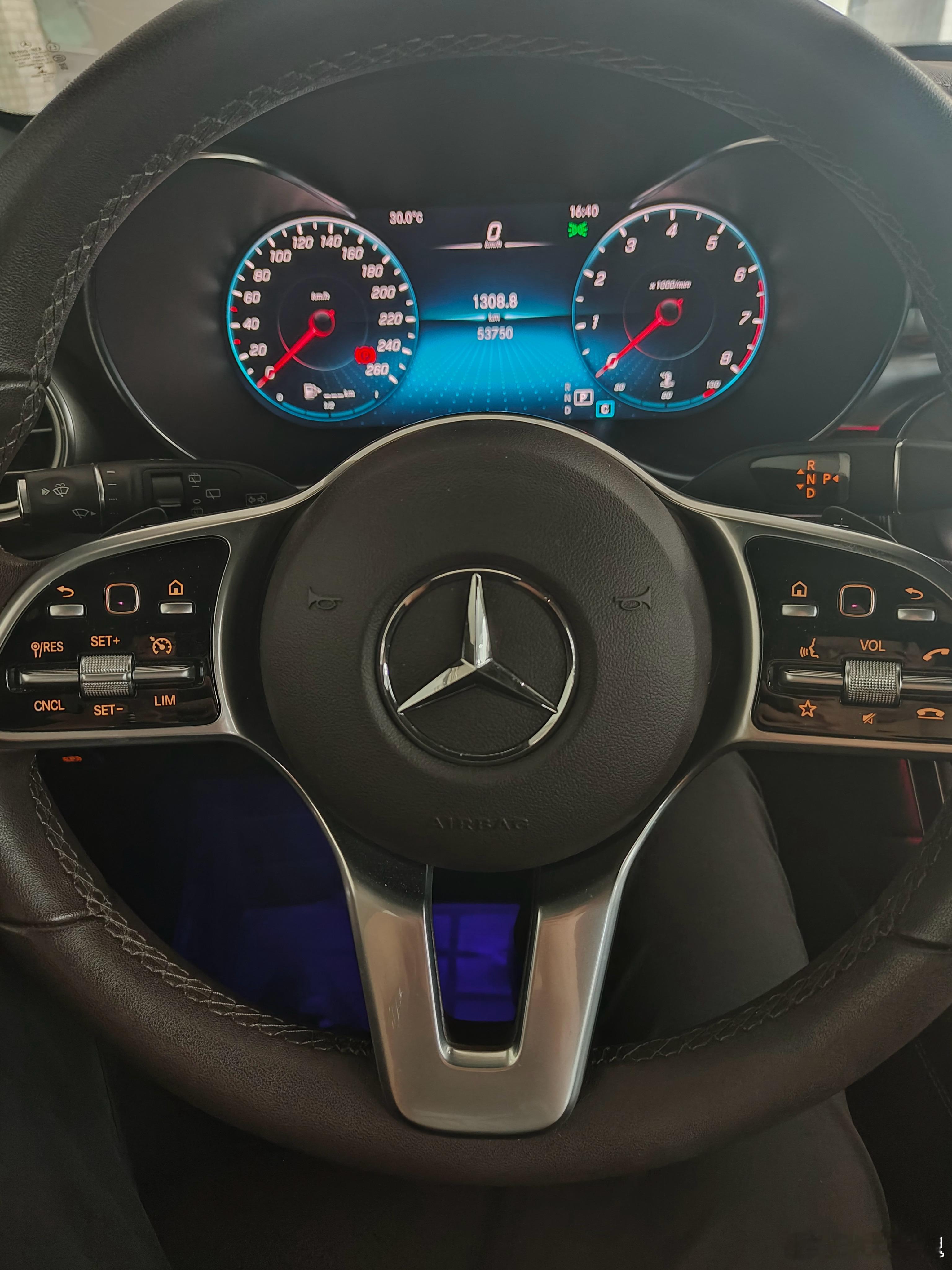 开完电车 再回来开油车 感觉回不去了    ​​​