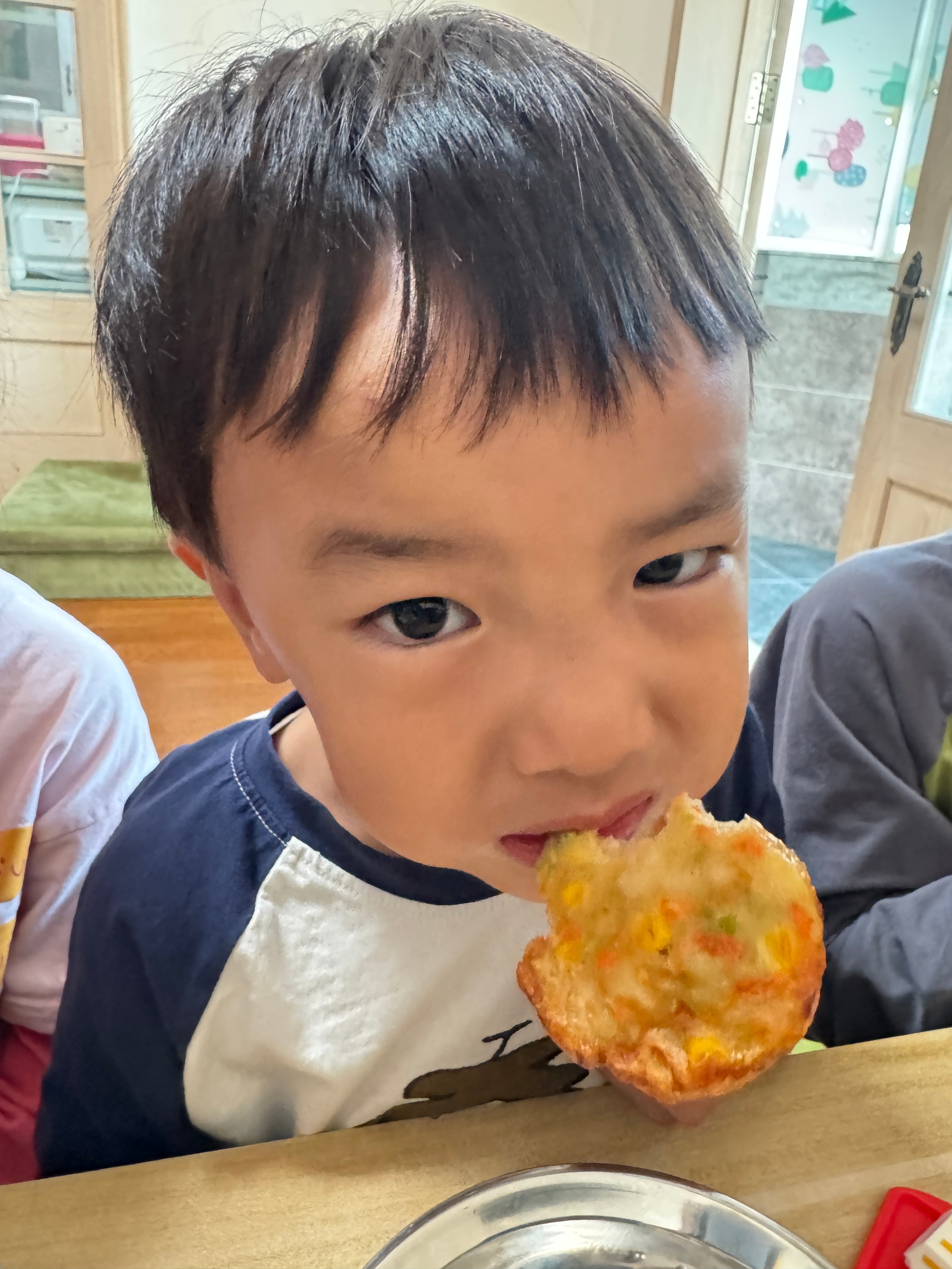 今天早餐吃虾饼～这个好物闭眼入 .  ​​​