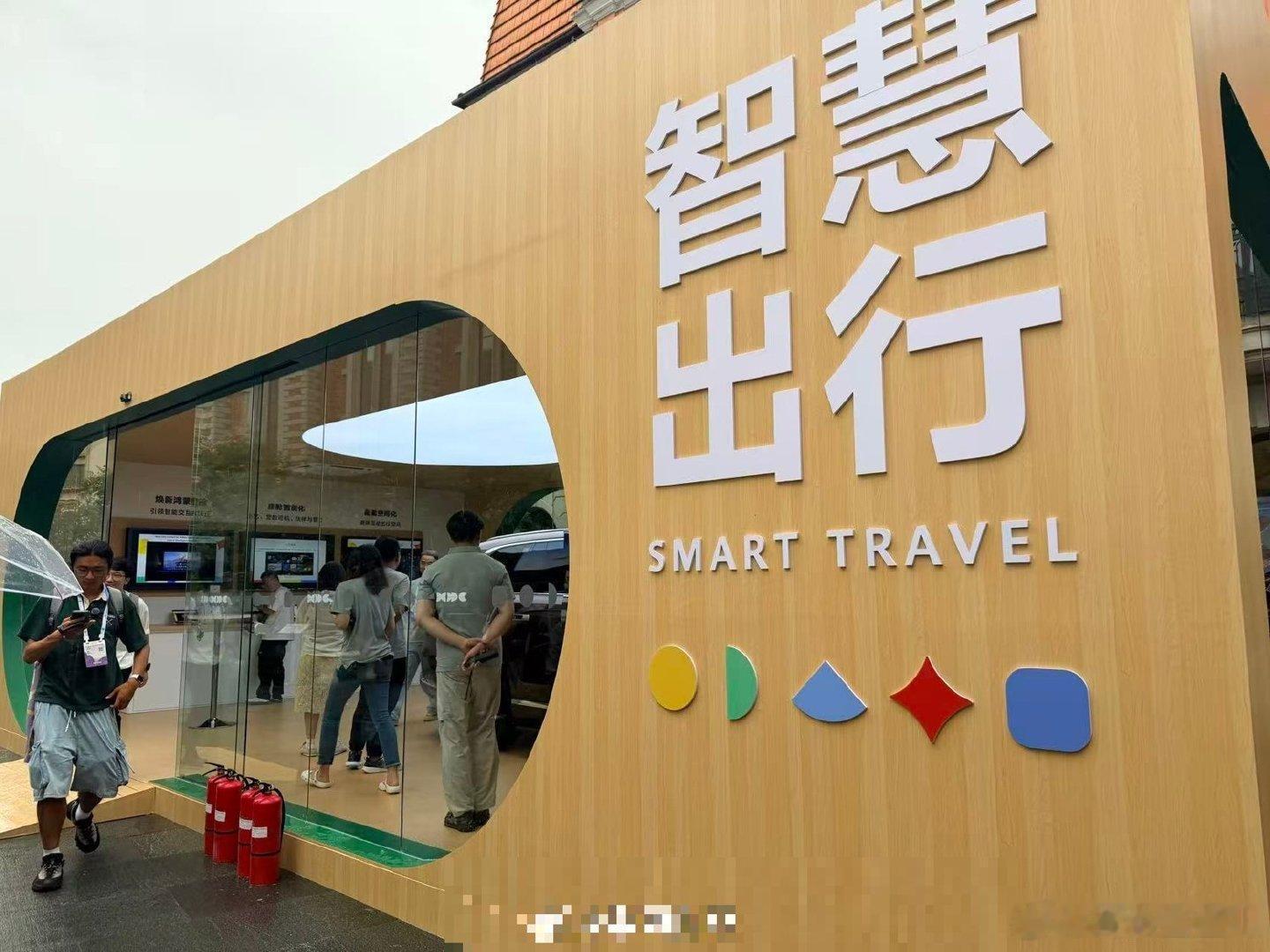 鸿蒙智行动真格了，问界产品定义设计品牌全归赛力斯，华为退到赋能。没有华为光环的问界还能不能卖，你们比我清楚
#问界华为合作模式调整# ​