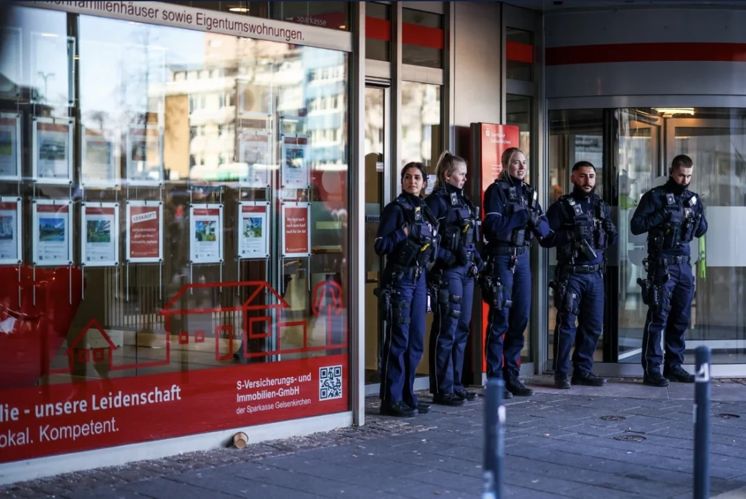 德国一银行金库遭窃贼钻孔，数千万欧元财物