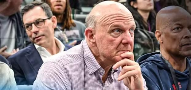 伦纳德被罚70万美元，合同照旧执行。
70万，对拿顶薪的人来说就是几场球的收入。但快船这边，3000万美元罚款，2029到2033年五个首轮签全没收，鲍尔默禁赛一年。球队被扒了一层皮，球星连皮都没擦破。
这不对。
我看过不少罚单，没见过这么开的。罚球队，罚老板，罚运营的人，就是不动球员合同。伦纳德该