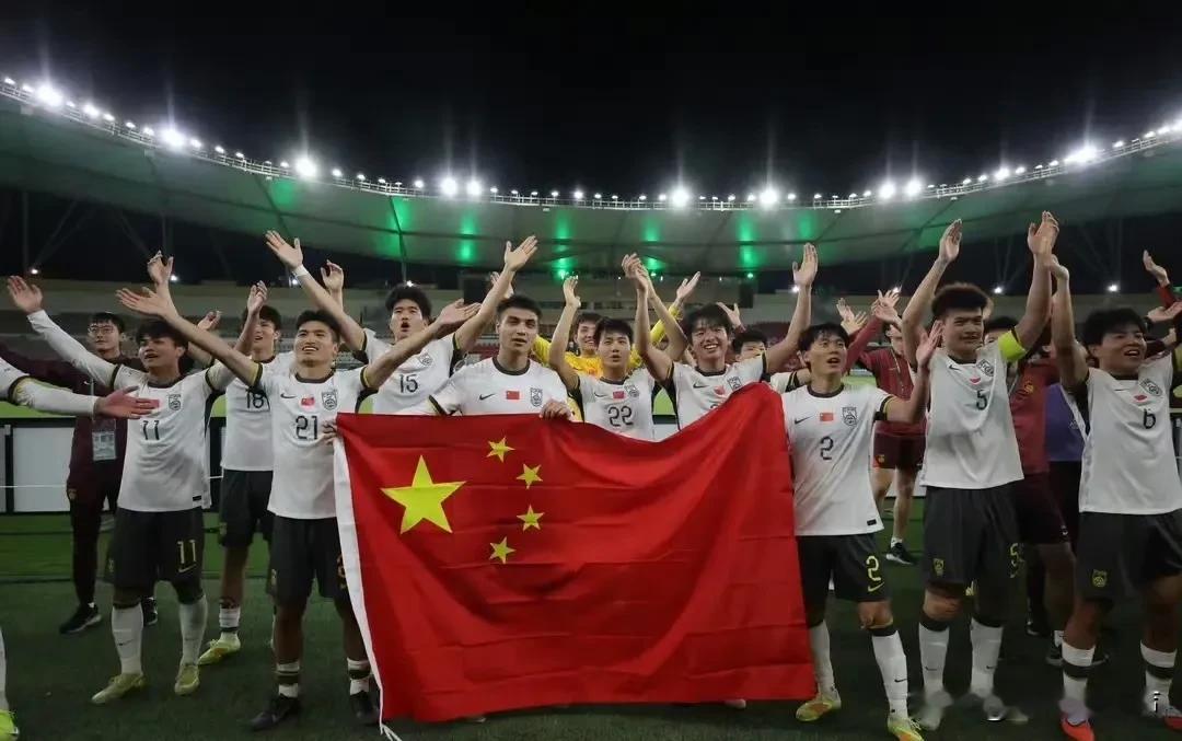 接下来各级国字号队伍要集中亮相了

U20女足将参加U20世界杯，王军挂帅，目标是小组出线、力争八强。

U23国足将参加亚运会，安东尼奥挂帅，底线是进八强，目标争奖牌。

中国女足将参加亚运会，米利西奇挂帅，目标貌似是争金牌，保底要拿牌。

国足也有一个四国赛，为亚洲杯练兵。

然后就是U17世界
