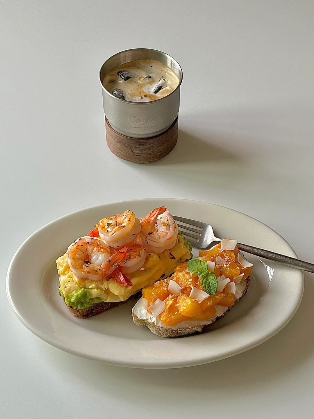 ☀️工作日早餐｜滑蛋牛油果虾仁🍤奶酪甜杏