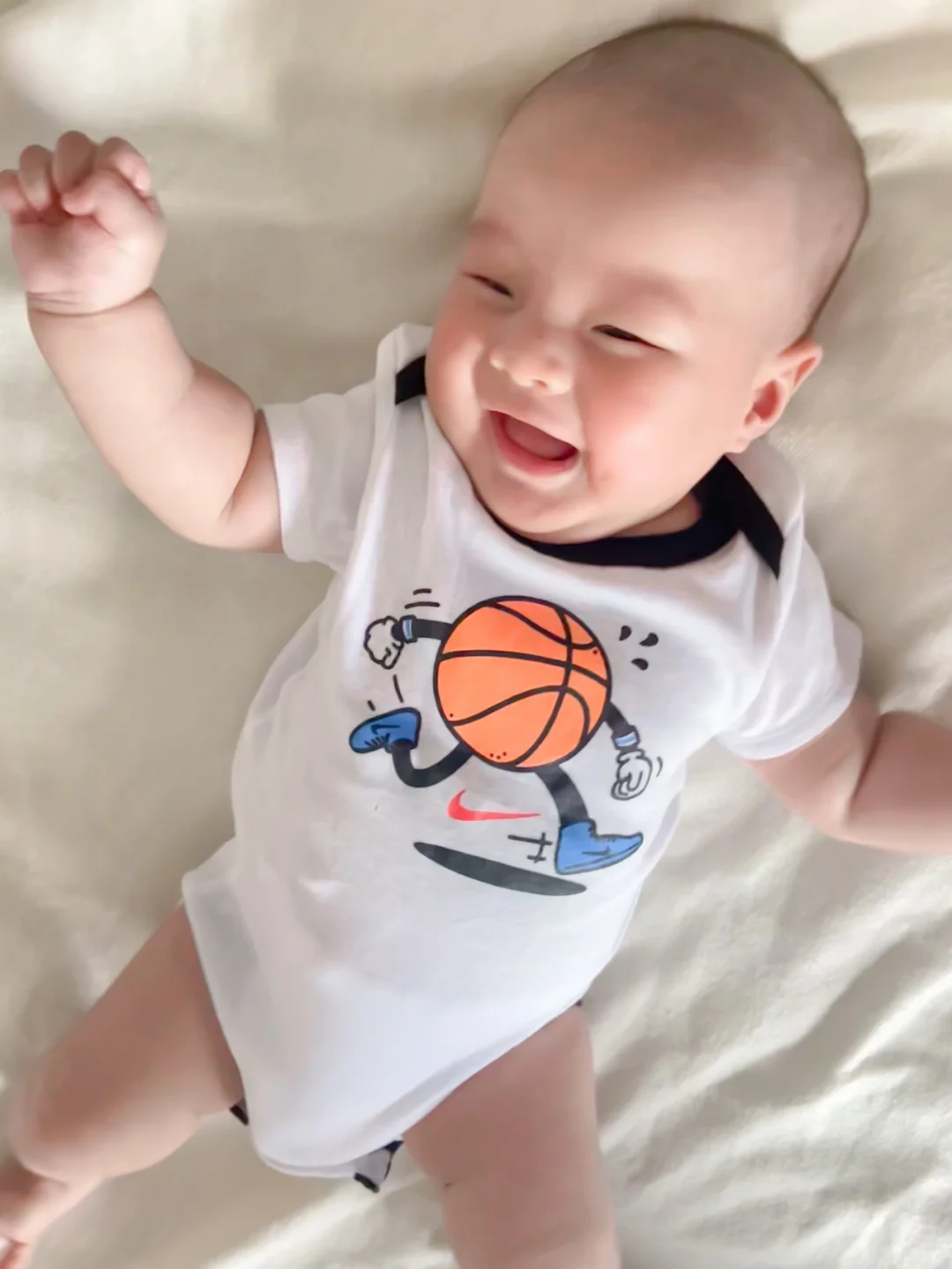 生个儿子吧！健康白净萌儿子😇真香！😋😋