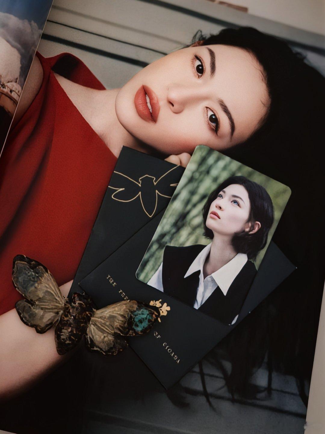 #钟楚曦[超话]# 你现在还能听到蝉鸣声吗🧐 ​